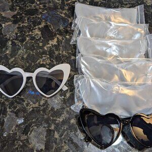 Bride Tribe Heart Shaped Sunglasses - 7 pieces - White and Black